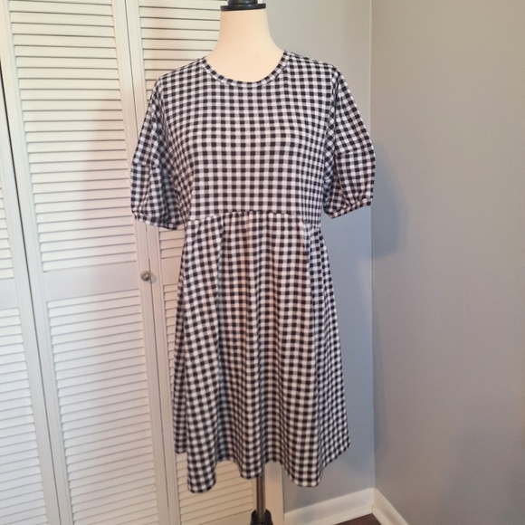 Luxology Dresses & Skirts - Luxology Black and White Gingham Babydoll Dress Medium